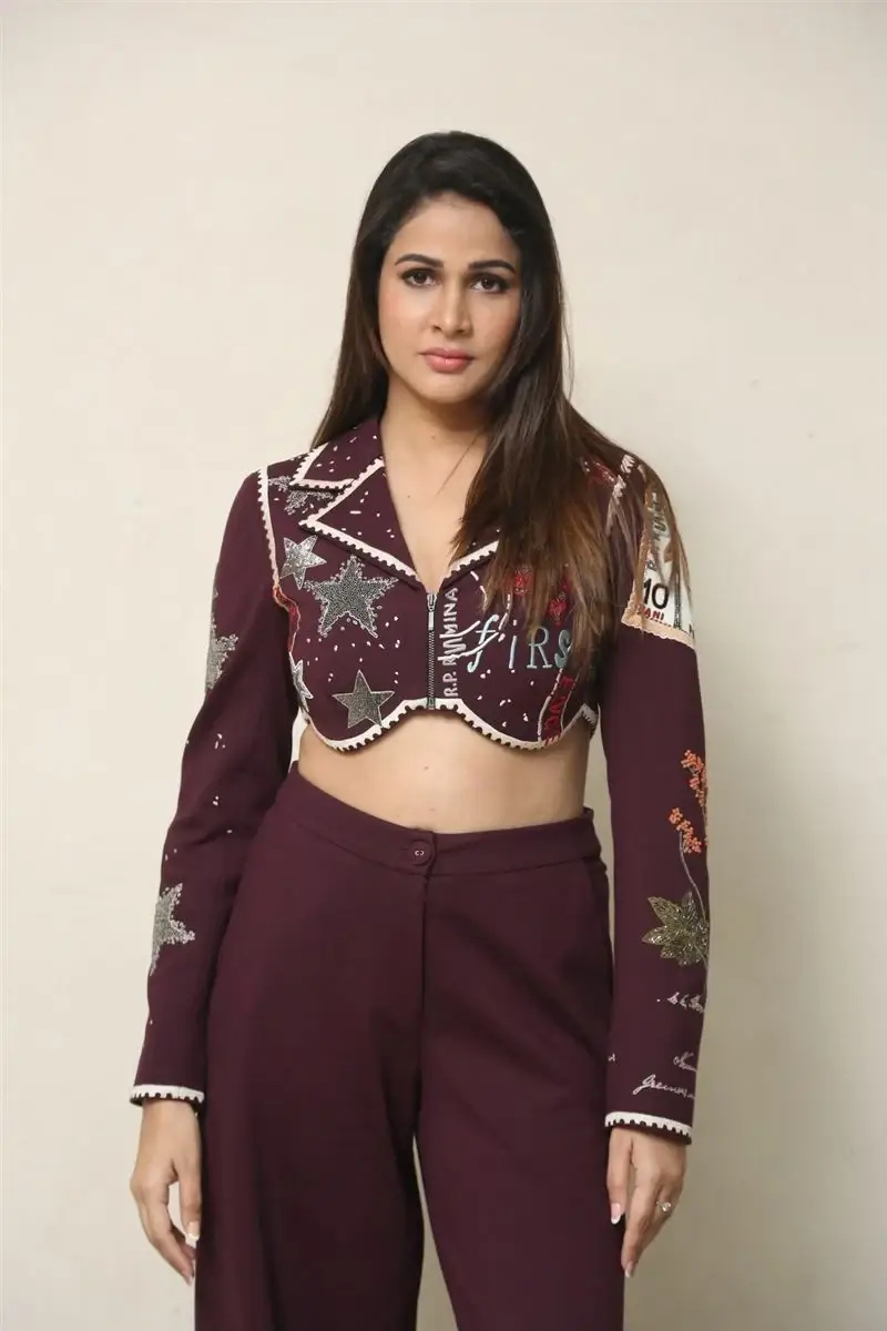 TELUGU ACTRESS LAVANYA TRIPATHI AT PULI MEKA WEB SERIES TRAILER LAUNCH 18